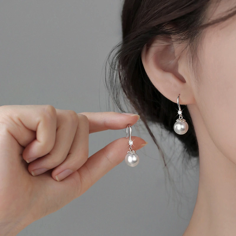 New Elegant, Light-Luxury, Versatile French-Style Pearl Earrings For Women