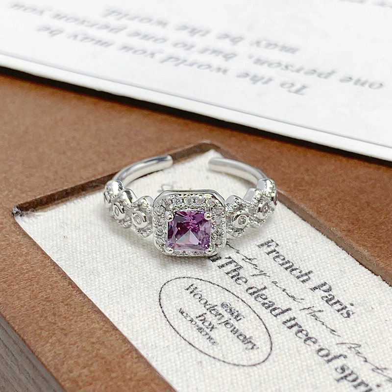 Flower Shaped Purple Zircon Open Ring, Lucky Charm Full Diamond, Exquisite Light Luxury Ornament