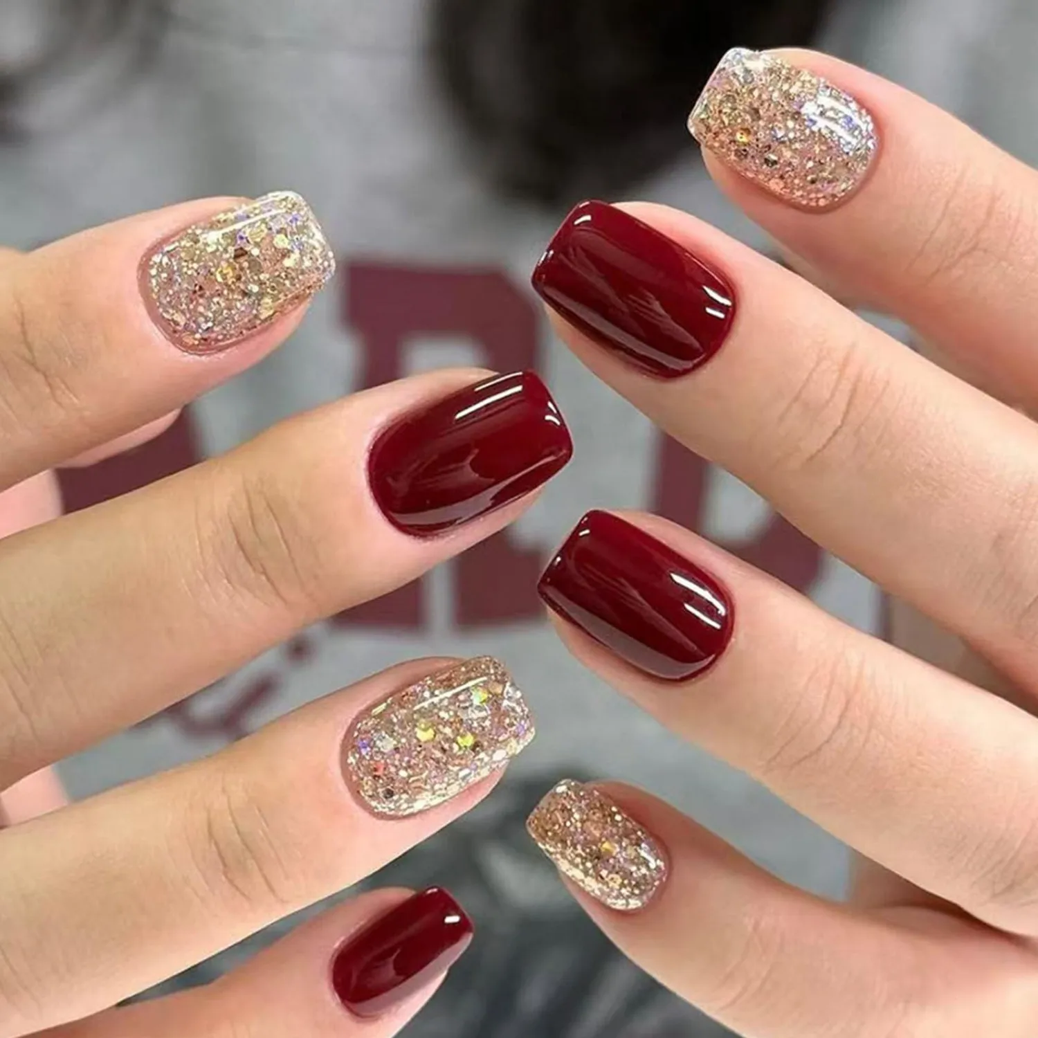Short Press on Nails Square Fake Nails Red Nails Press ons with Glitter Sequins Designs Winter False Nails for Women 24Pcs