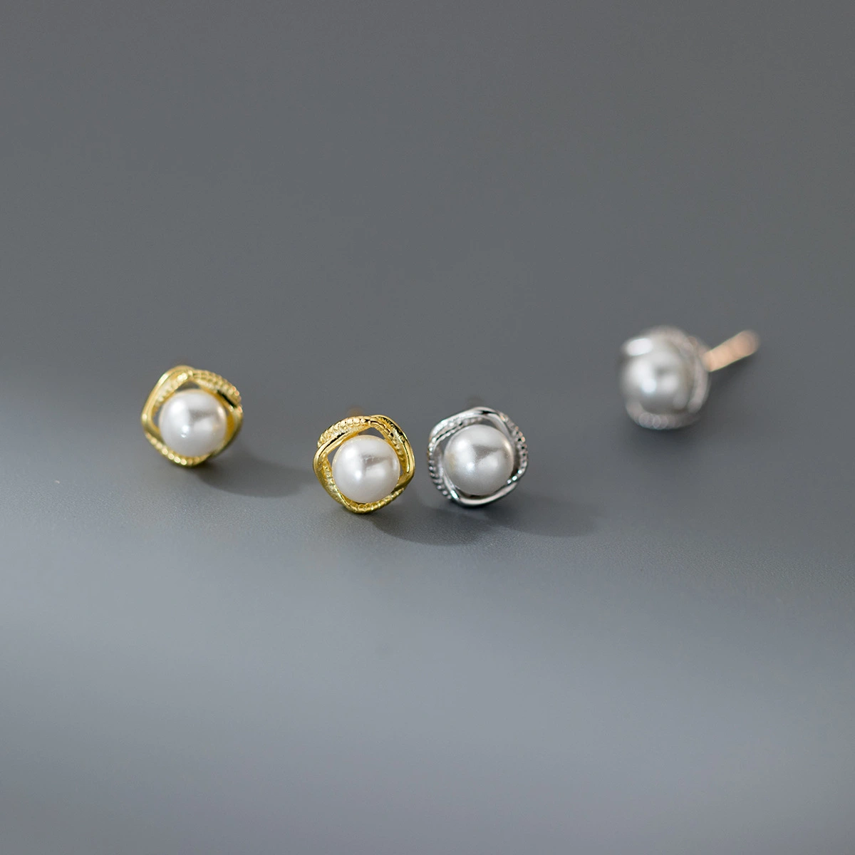 S925 Sterling Silver Earrings Sweet Polka Dot And Geometric Hollow Design