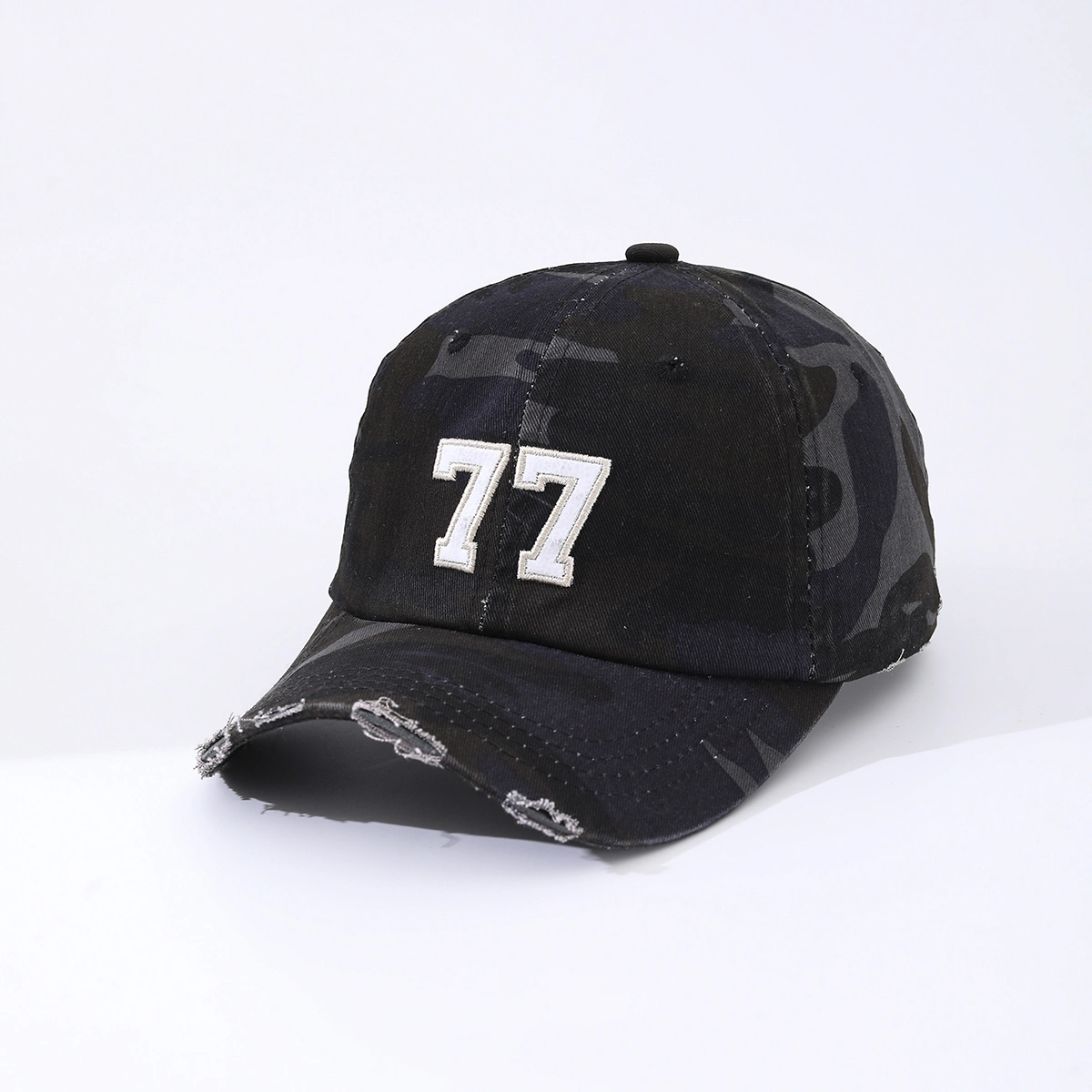 The New Camouflage Multi-color Patched Embroidered 77 Sun-protective Casual Style Bowler Cap With Curved Brim Is Suitable For Outdoor Couples' Outings And Street Dancing.