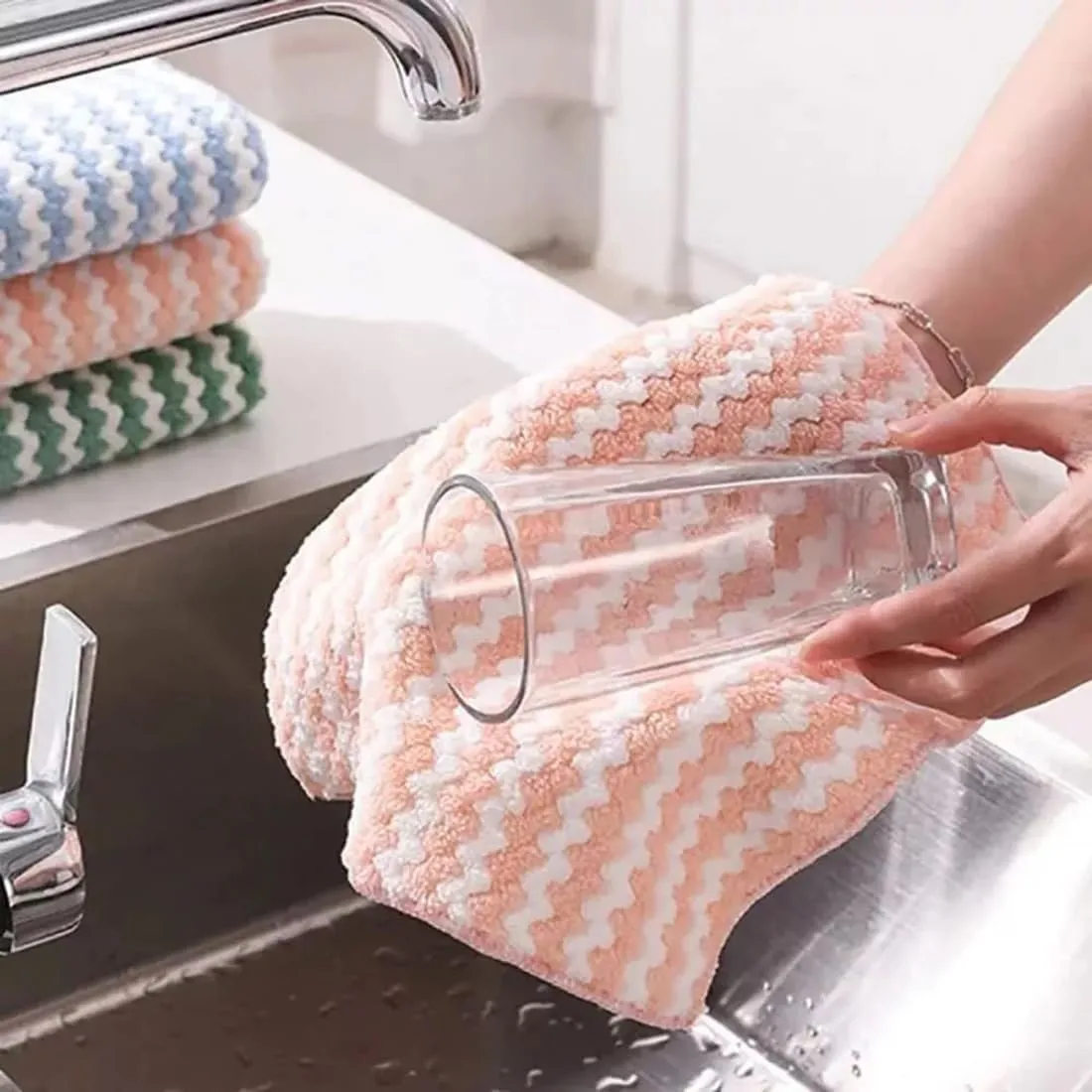 10Pcs Microfiber Cleaning Cloth, All-Purpose Microfiber Towels, Oil Washable Fast Drying Absorbent Streak Free Lint Free Rags for Cleaning Reusable and Washable Towels