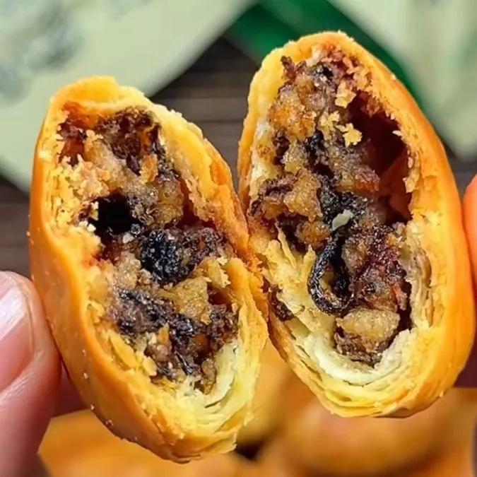 Snacks Pastries Local Specialties Satisfying Treats Casual Pie