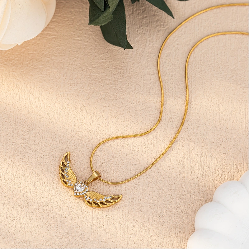 Wing-shaped Inlaid Rhinestone Stainless Steel Pendant Necklace