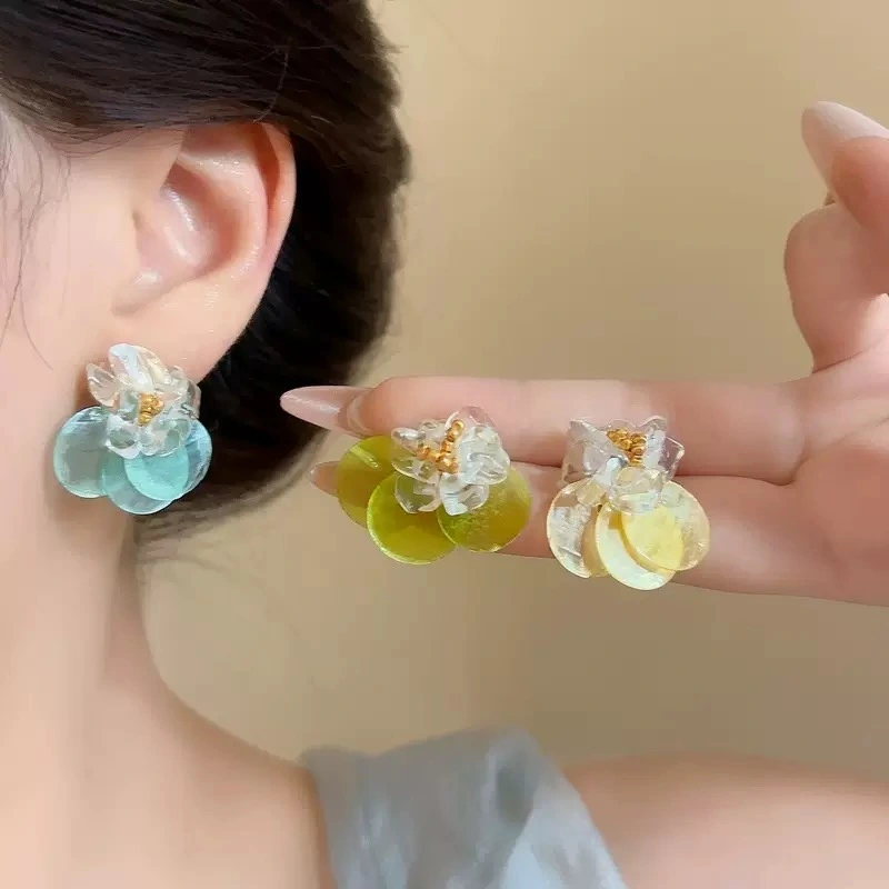 Fashionable And Elegant Handmade Beaded Colored Earrings, Suitable For Women To Wear On Vacation Islands
