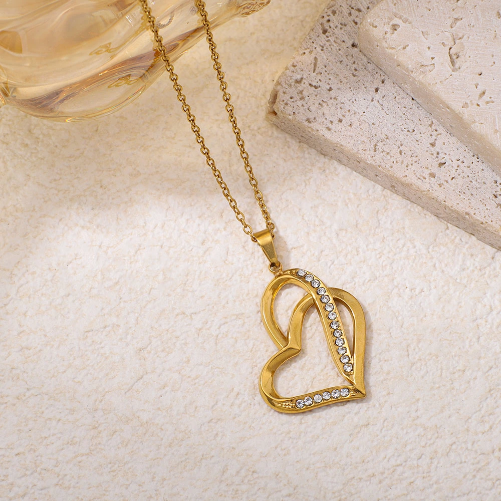 Stainless Steel Heart-shaped Pendant Necklace With Rhinestone Inlay