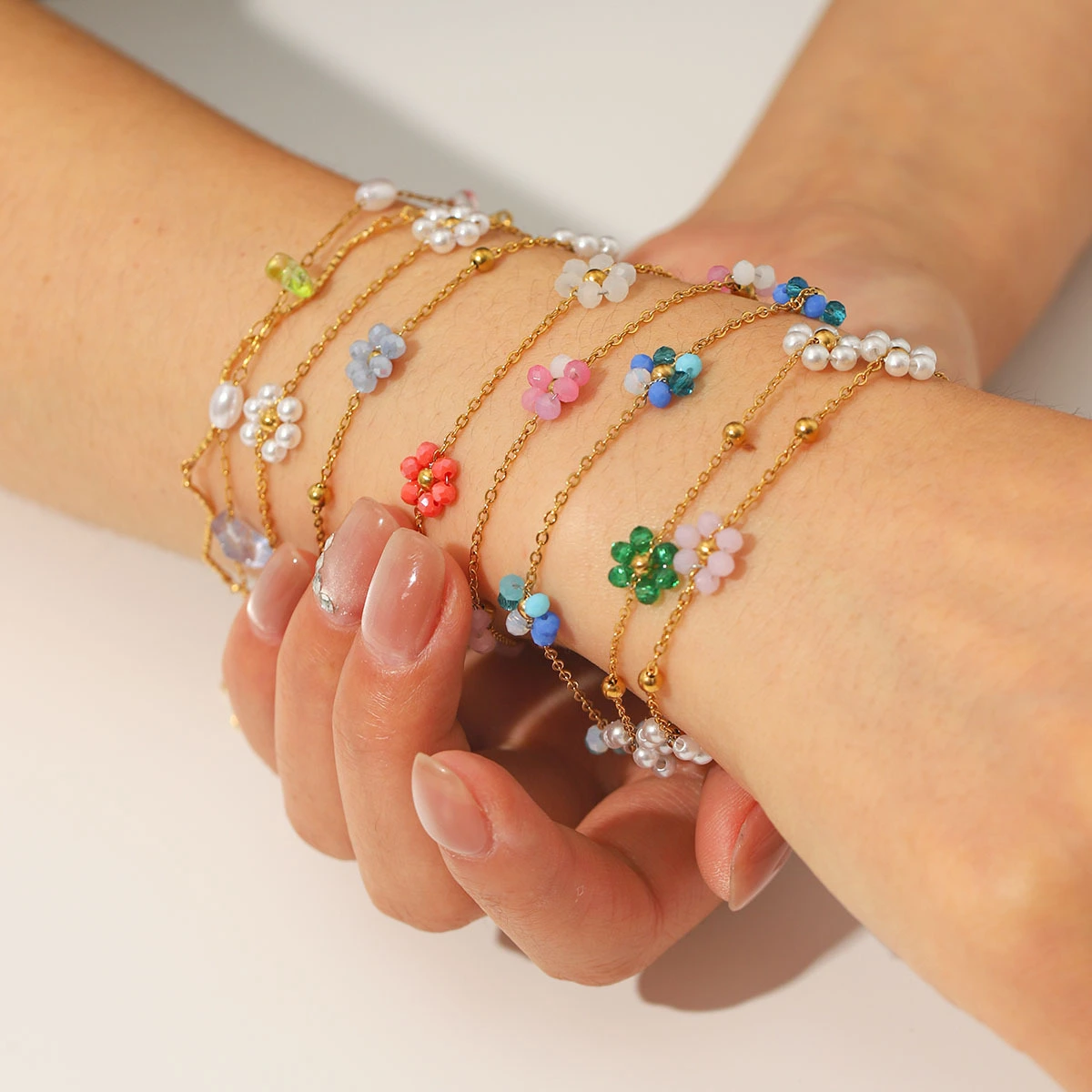 Small Floral Hollow-Out Handmade Bracelet For Women