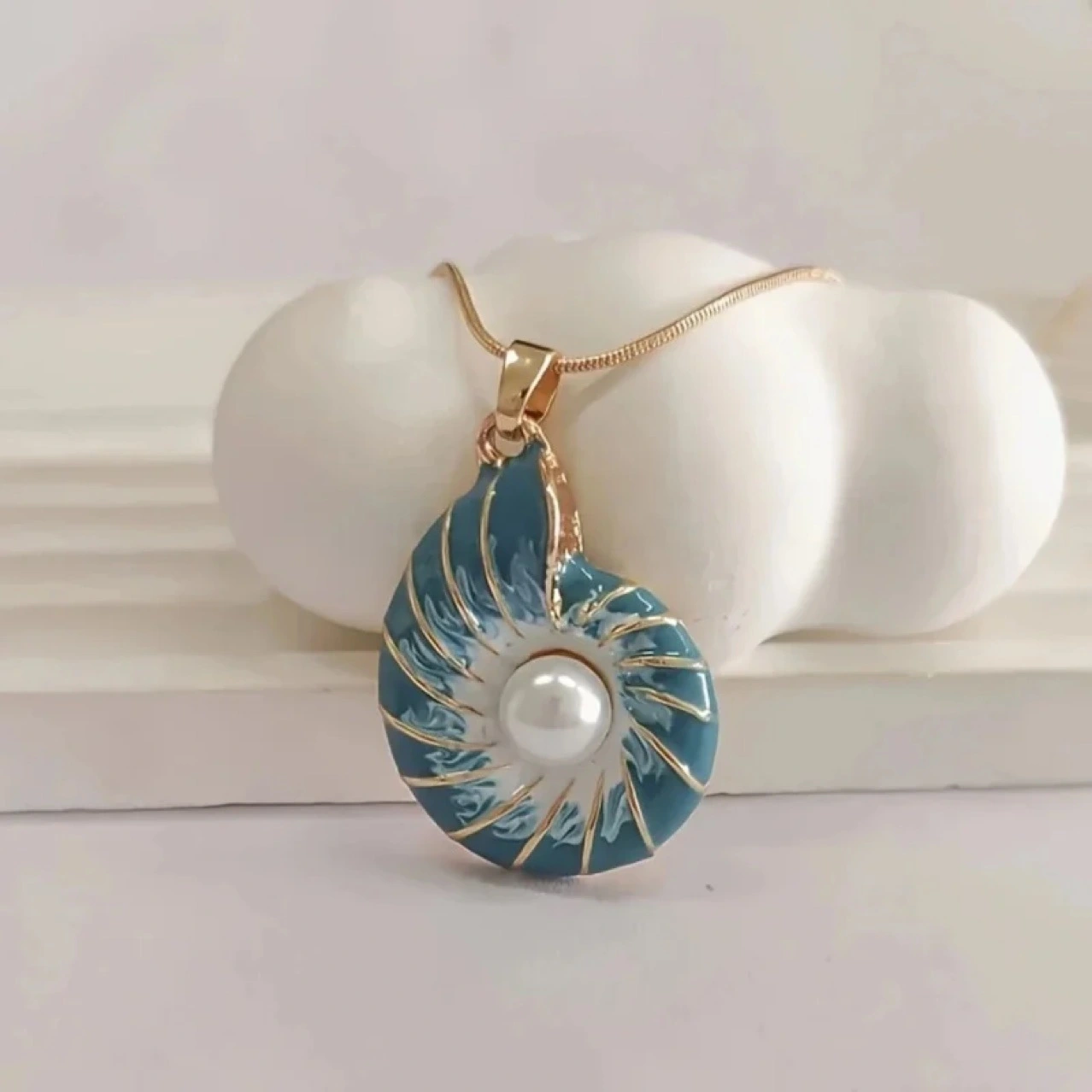 Beach Vacation Style Dripping Conch Baroque Pearl Necklace