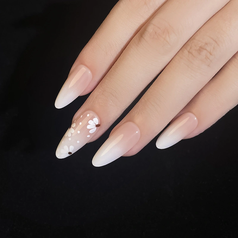 Fashionable Casual Ombre Nails For Women