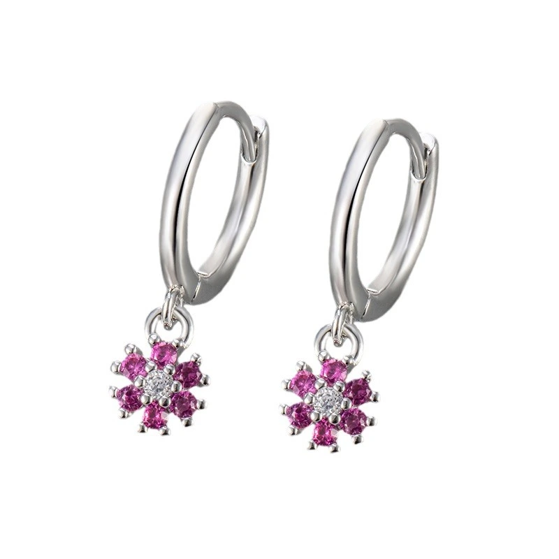 New Arrival Exquisite Round Snowflake Earrings Inlaid With Diamonds