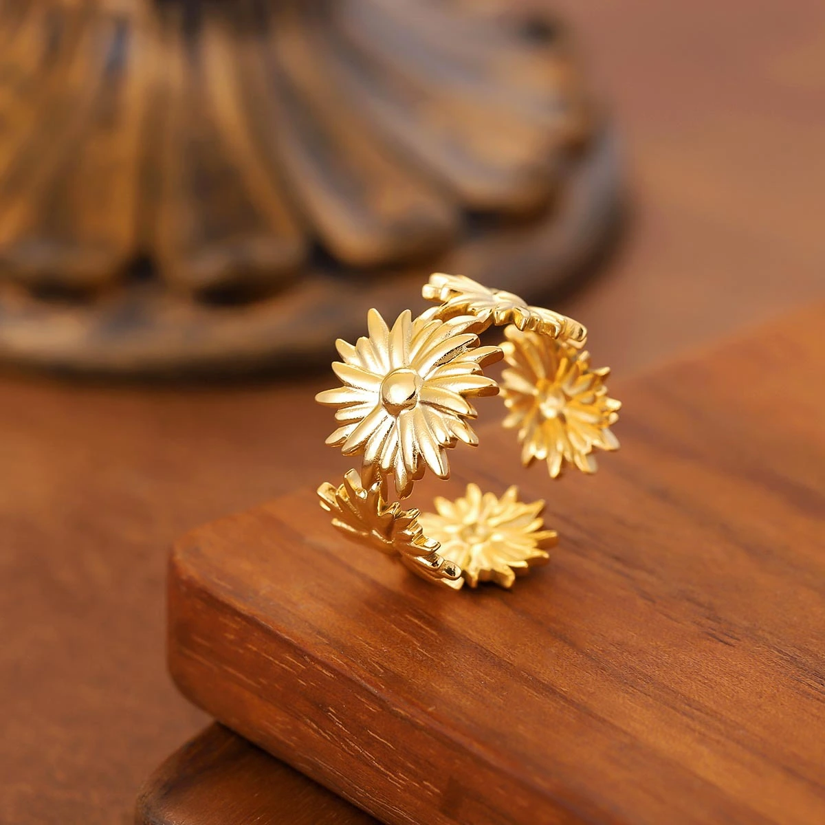 Elegant Retro Wide Band  Stainless Steel Ring, Adjustable Open Flower Vacuum Gold Plated Ring For Women