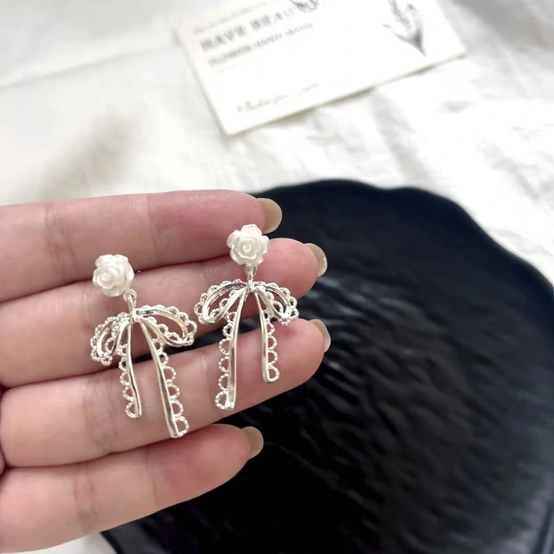 Minimalist Silver Metal Stud Earrings 2026 Hot Sale Style