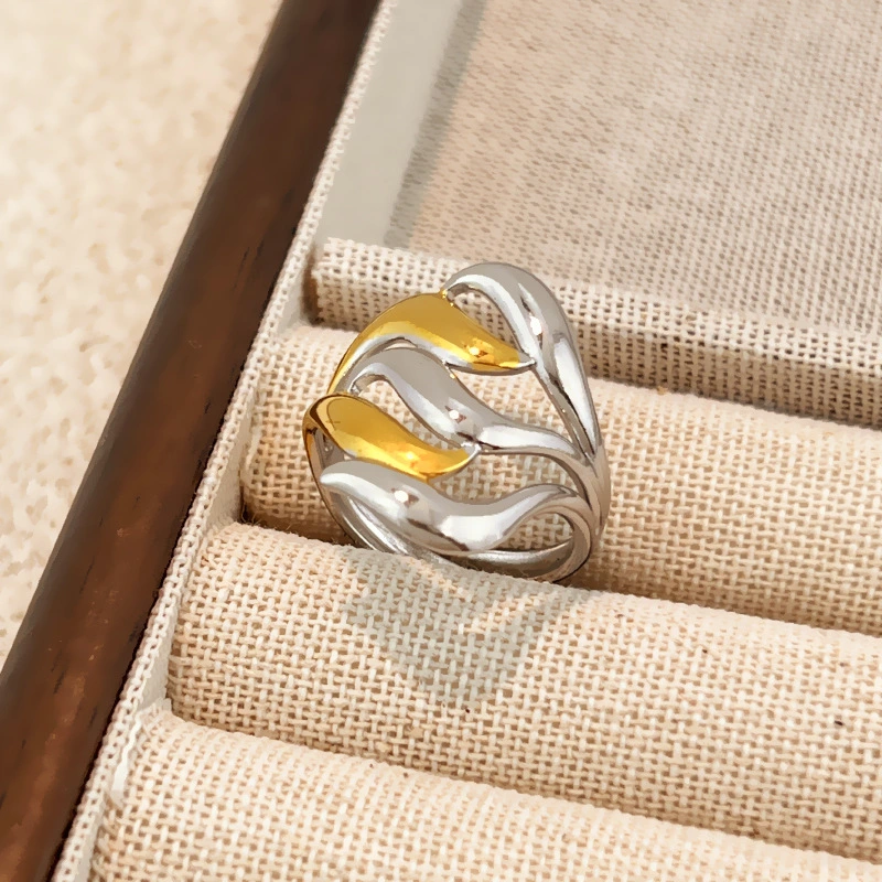 European American Viral INS Titanium Steel Ring, 18K Gold Color Block Niche High-end Stainless Steel Ring