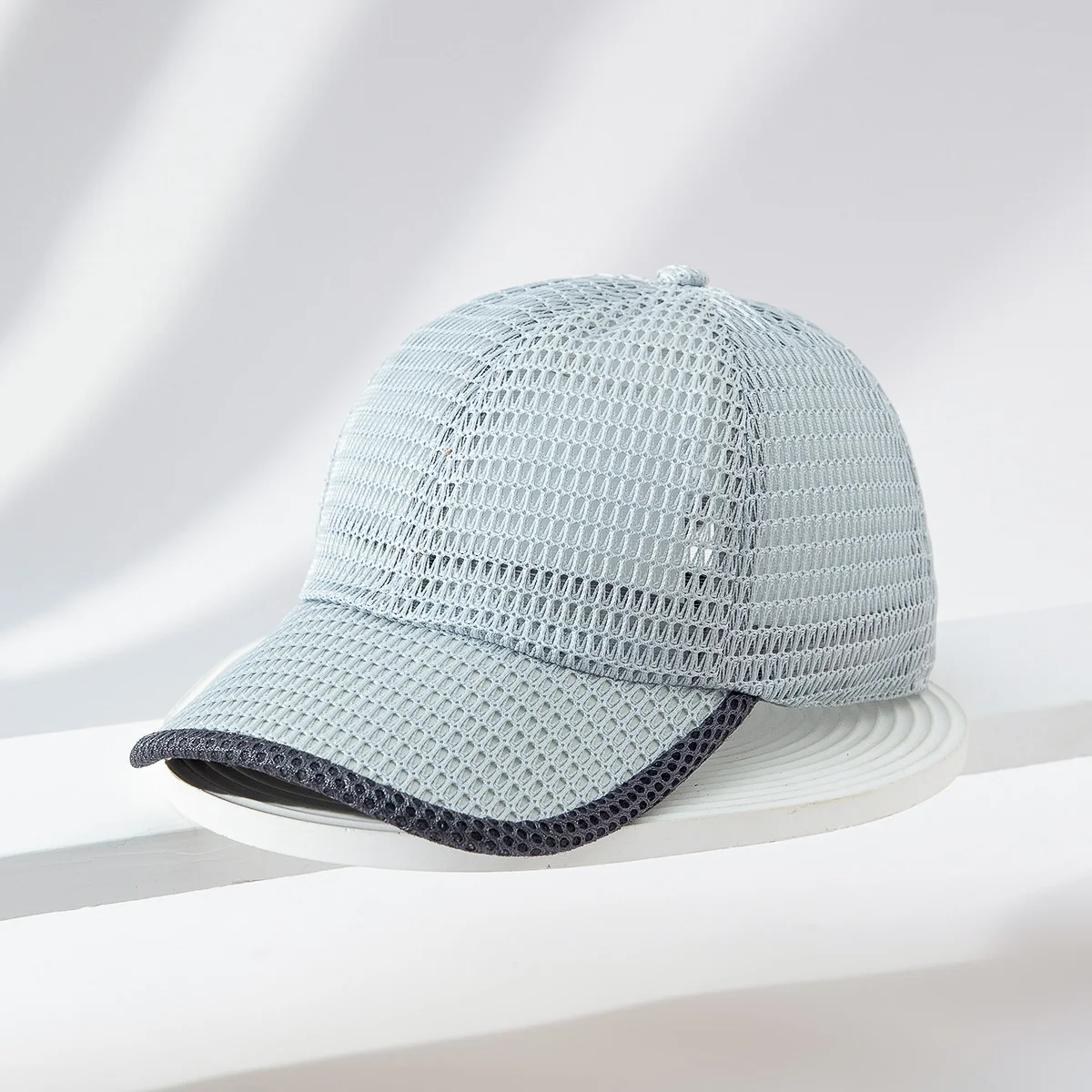 Men's And Women's Universal Solid-color Quick-drying Multi-hole Breathable Simple And Versatile Style Bow-brim Baseball Cap Suitable For Outdoor Sports And Travel