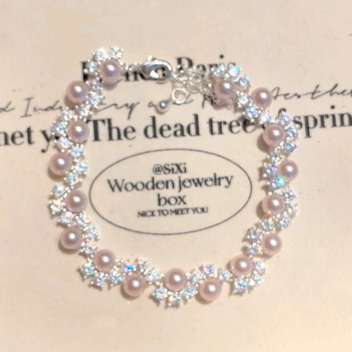 Exquisite French-style Sparkling Diamond And Pearl Bracelet For Women