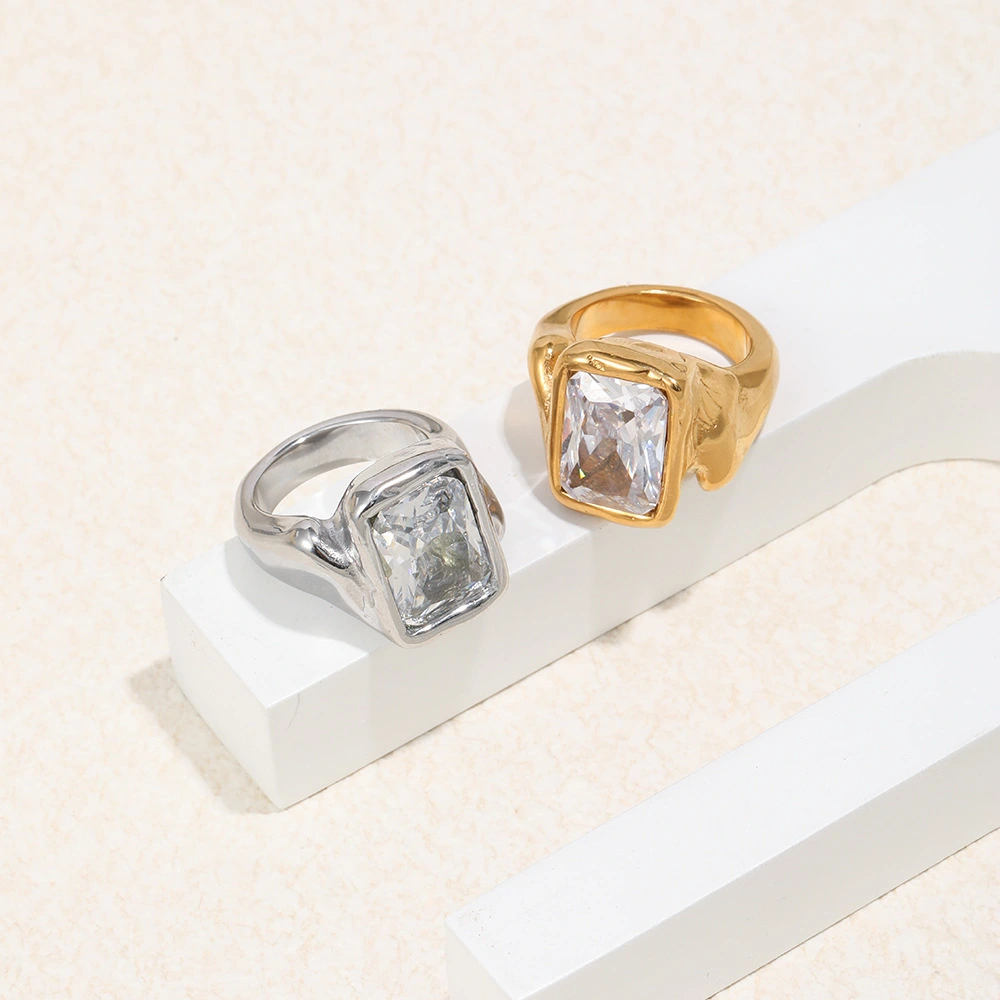 Fashionable And Minimalist Stainless Steel Ring