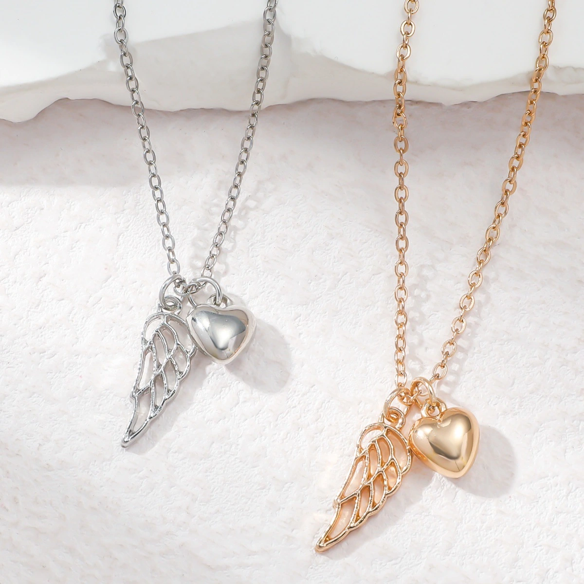 Minimalist Hollowed-Out Wing And Heart Necklace