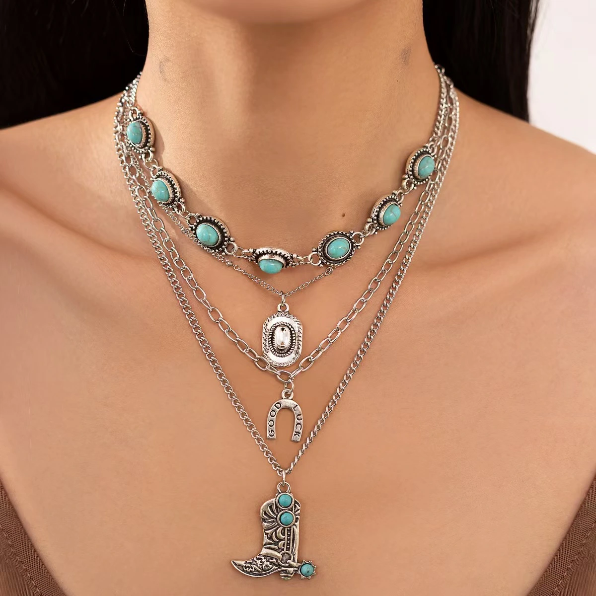 Women's Turquoise Necklace - Vintage Bohemian Style Pendant Jewelry for Casual and Festival Wear