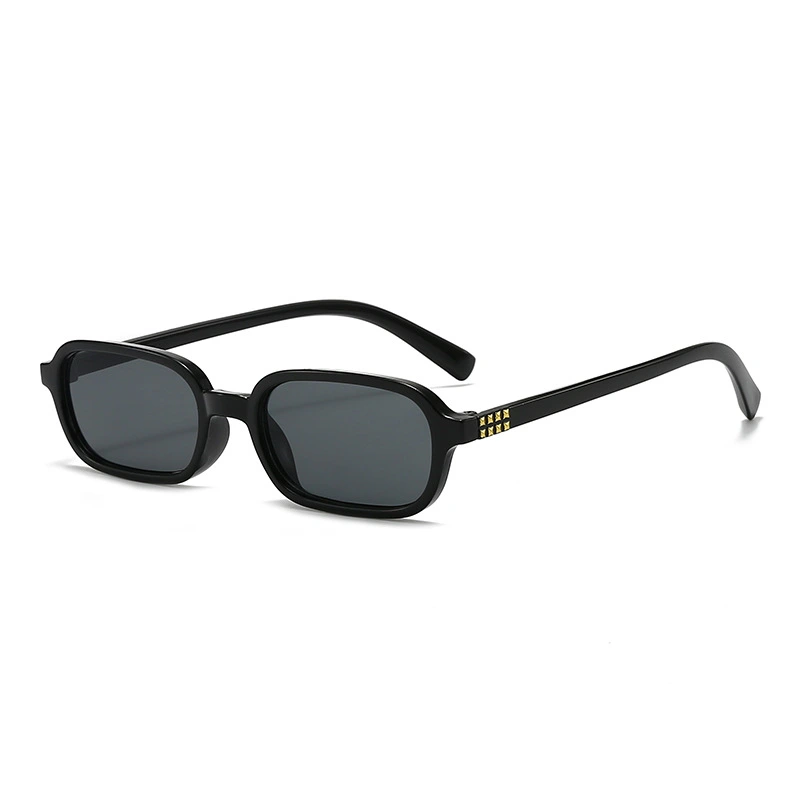 New Retro Style Personalized Sunglasses In Black