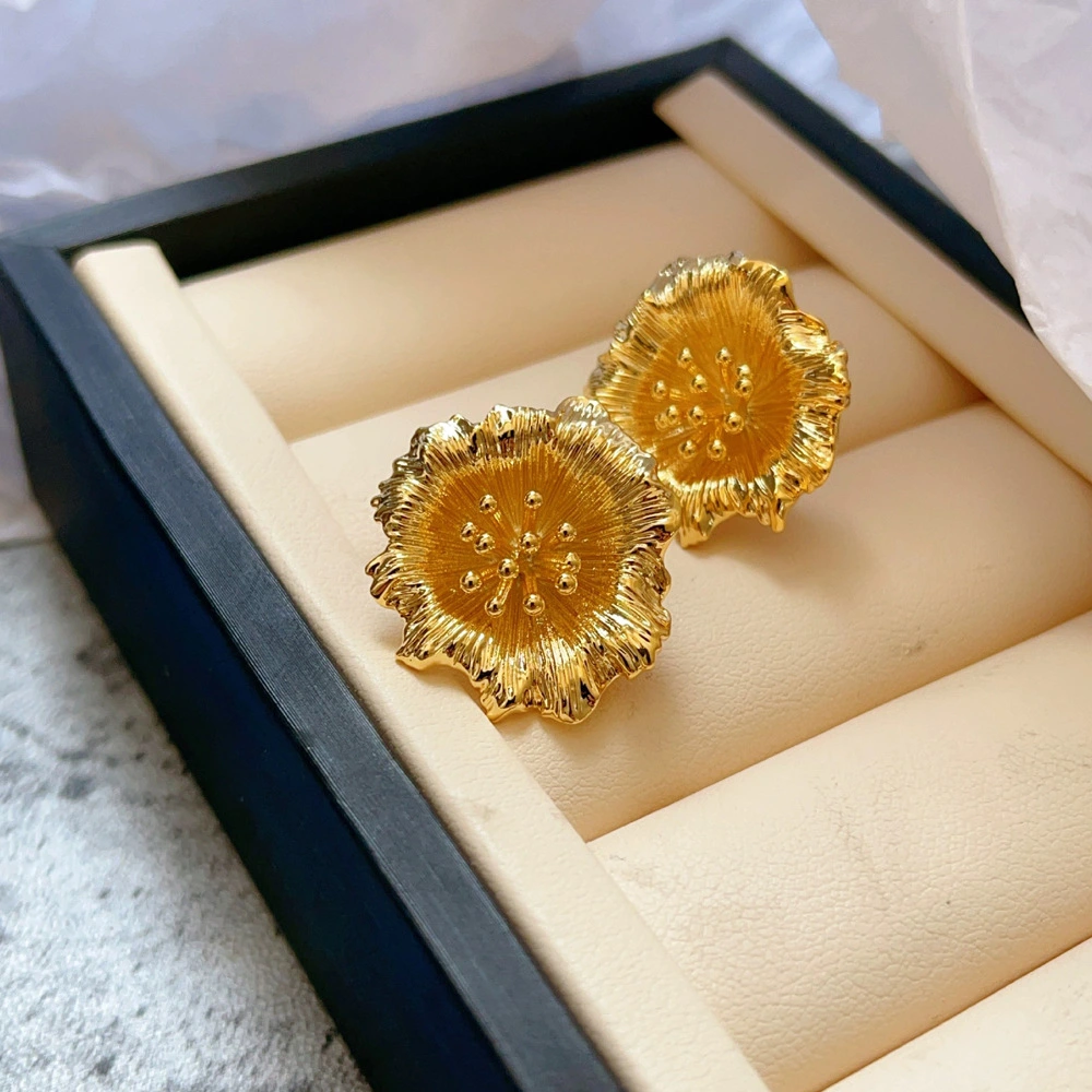 Alloy Personalized Flower Pistil High-End Floral Earrings