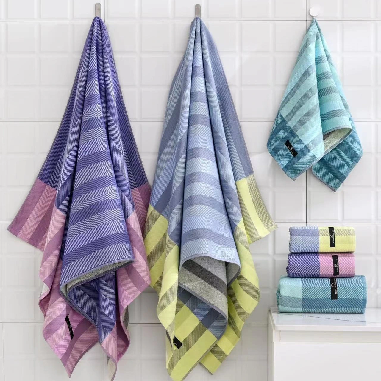 Soft Absorbent Gauze Bath Towel Beach Towel For Home Use