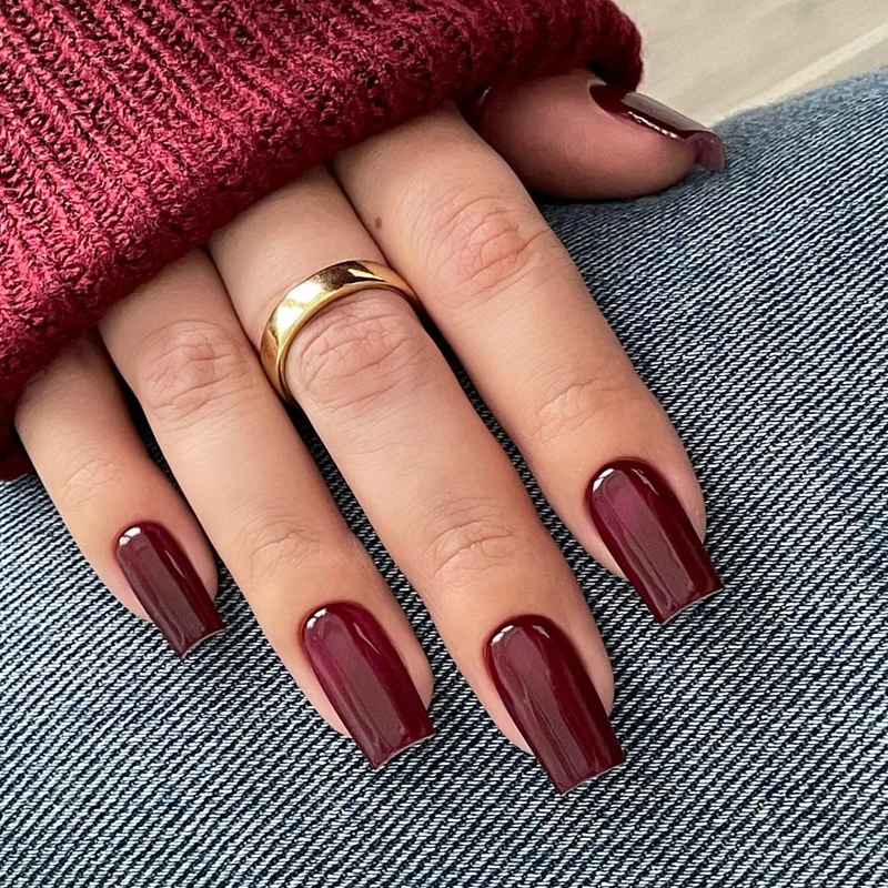 Detachable Classic Solid-color Wine-red Square Nail Art