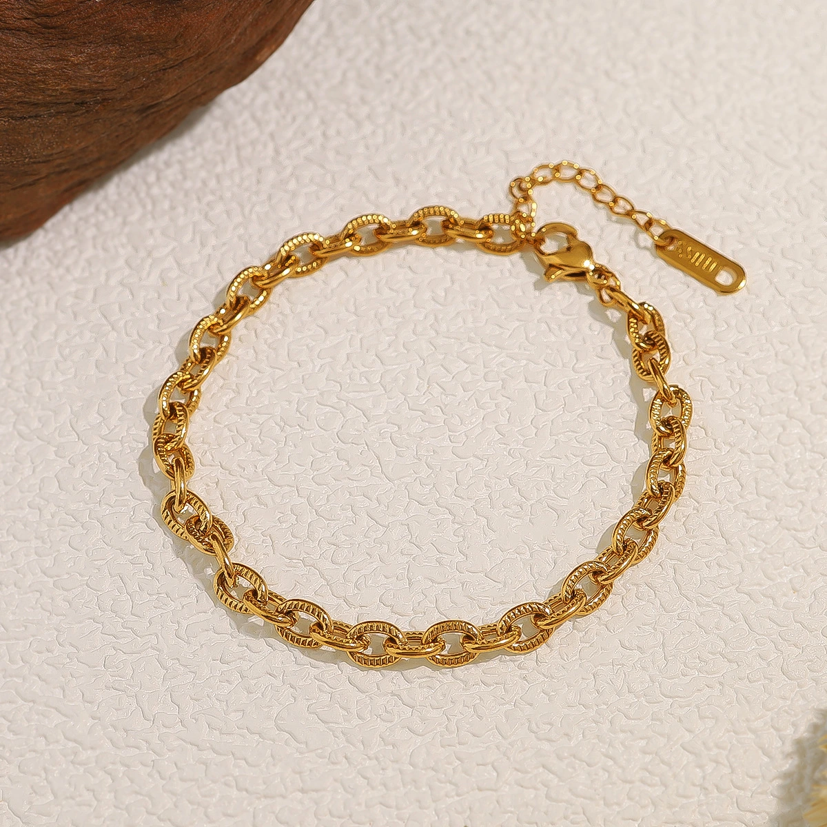 Womens Colorfast Hand Jewelry Accessories