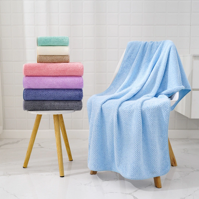 Coral Fleece Pineapple-check Soft Bath Towel