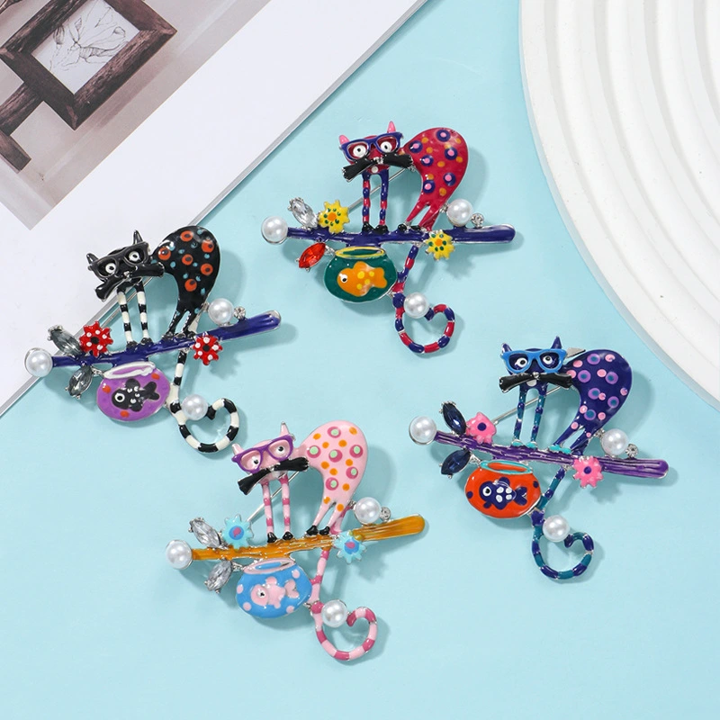Alloy Oil-dropping Cute Animal Monkey Pin
