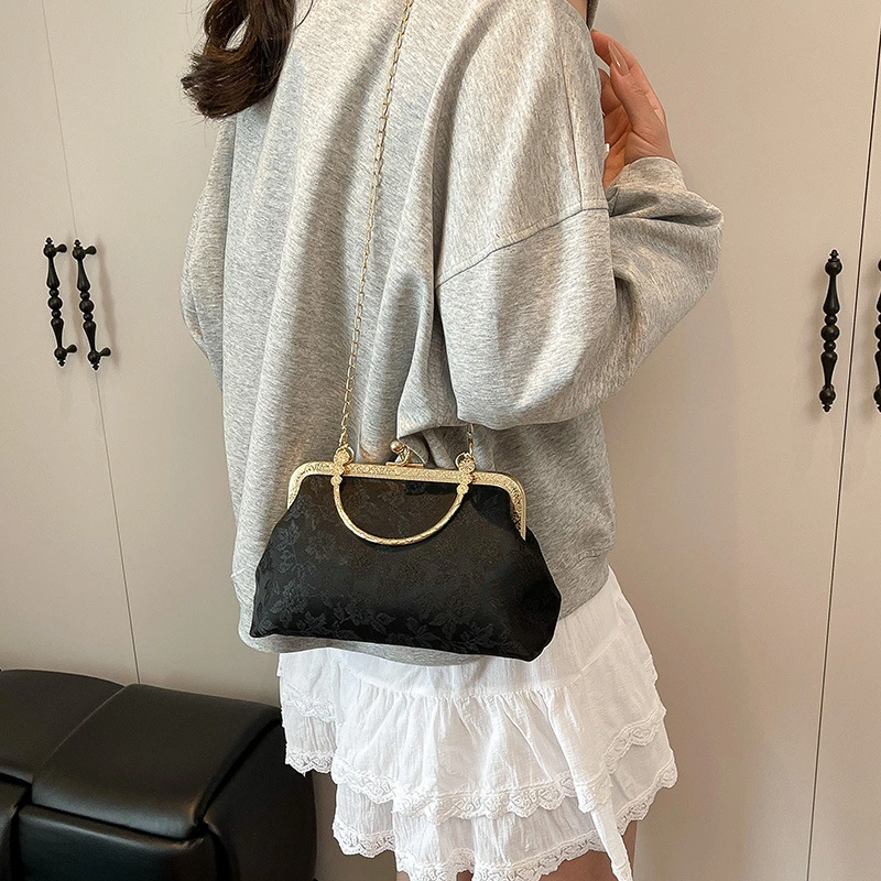 New Chinese-style Patterned Hand-carrying Shoulder Bag