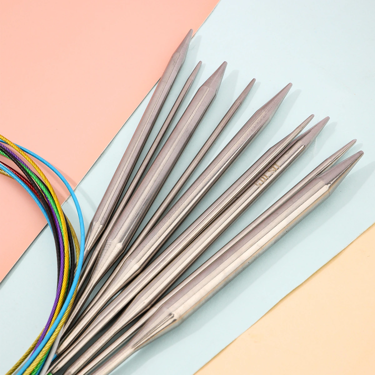 Circular Knitting Needles With Colored Steel Cable And Stainless Steel Ring