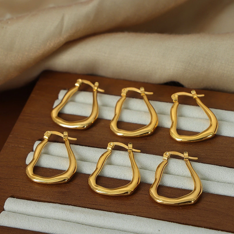 Elegant Light-Luxury Jewelry Minimalist Geometric Hollow Waterdrop-Shaped Titanium Steel Earrings