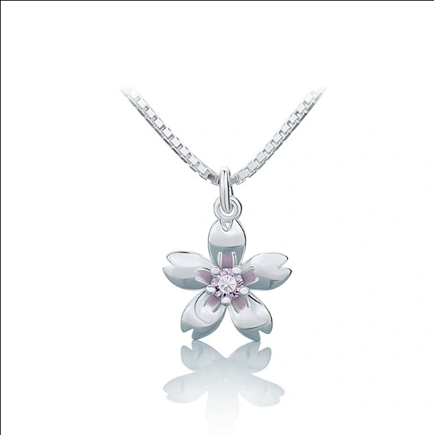 Diamond-encrusted Flower Crystal Necklace For Women