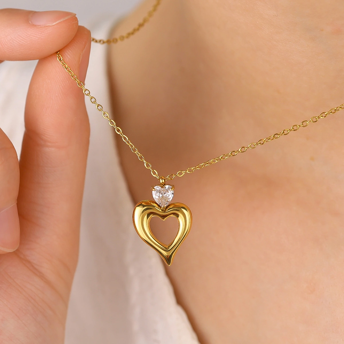 Light Luxury Versatile Heart-Shaped Zircon-Inlaid Necklace And Earrings