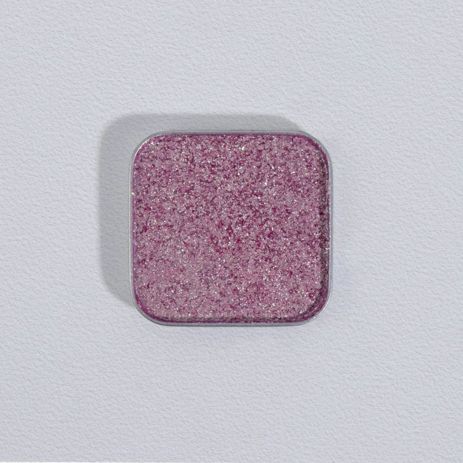 Chameleon Single Eyeshadow, Putty Texture, Glitter Multichrome, Iridescent Blue-Purple, High Pigment, Long-Lasting, Smudge-Proof, Square Single Pan, Fits Magnetic Palettes(Mystic Bloom)