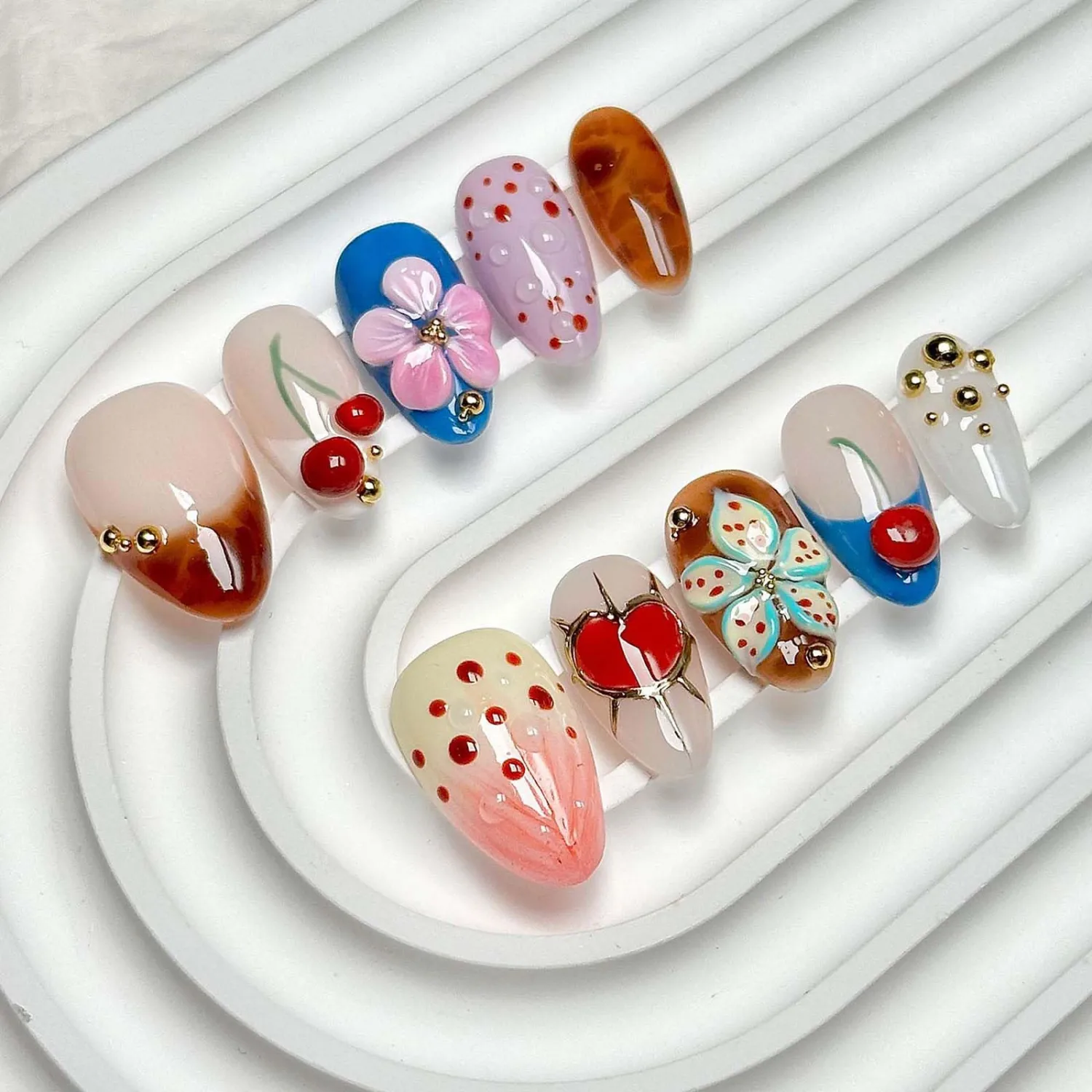30Pcs French Tip Press on Nails Medium Almond Heart Flower Fake Nails 3D Cherry False Nails with Gold Rhinestones Glossy Acrylic Nail for Women Spring Summer Nail Decoration Accessories