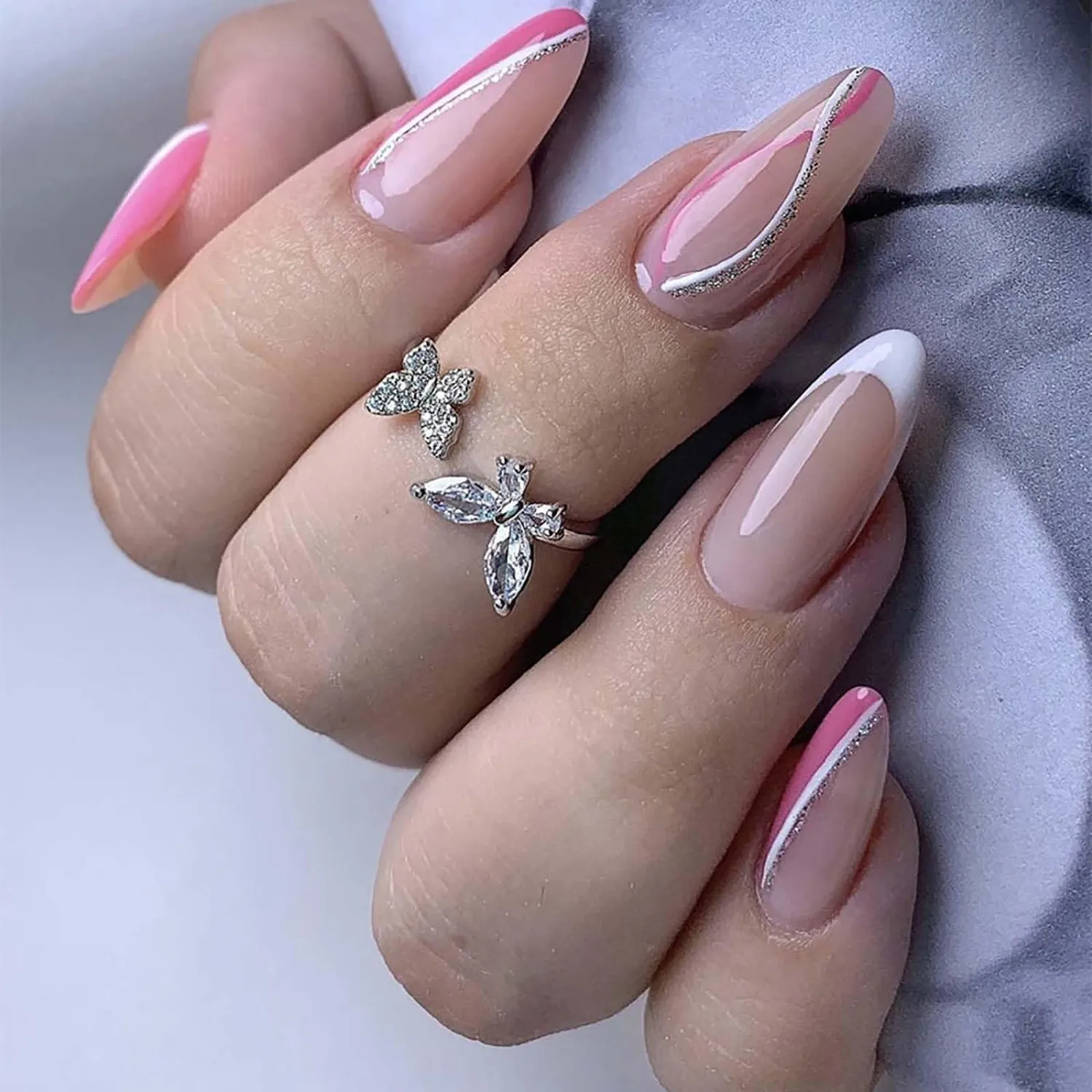 24Pcs French Tip Press on Nails Medium Almond Fake Nails White Silver Curve False Nails Reusable Glossy Glue on Nails ink Acrylic Nail for Women Spring Summer Nail Decoration