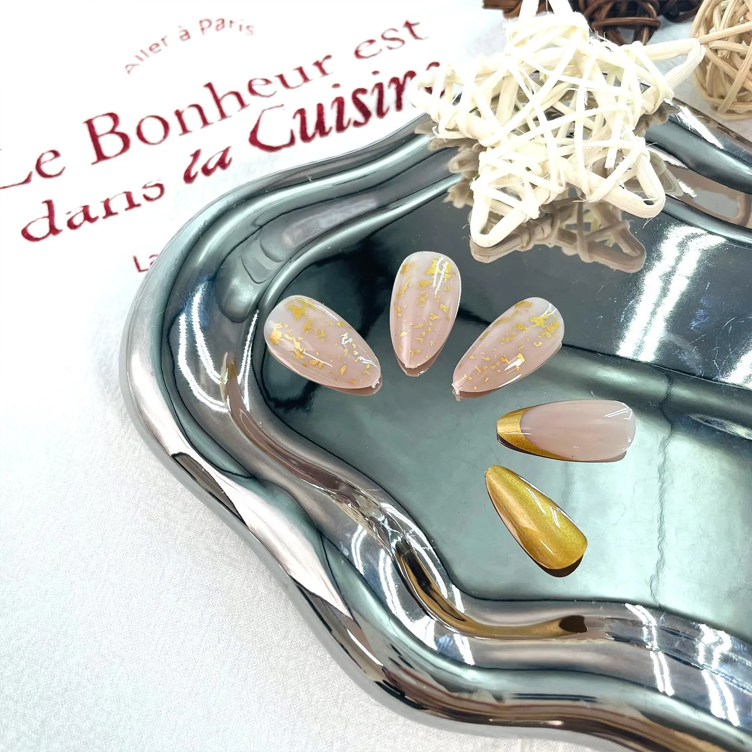 24Pcs Gold French Tip Press on Nails Short Almond Acrylic False Nails Glossy Full Cover Gold Design Glue on Nail Reusable for Women