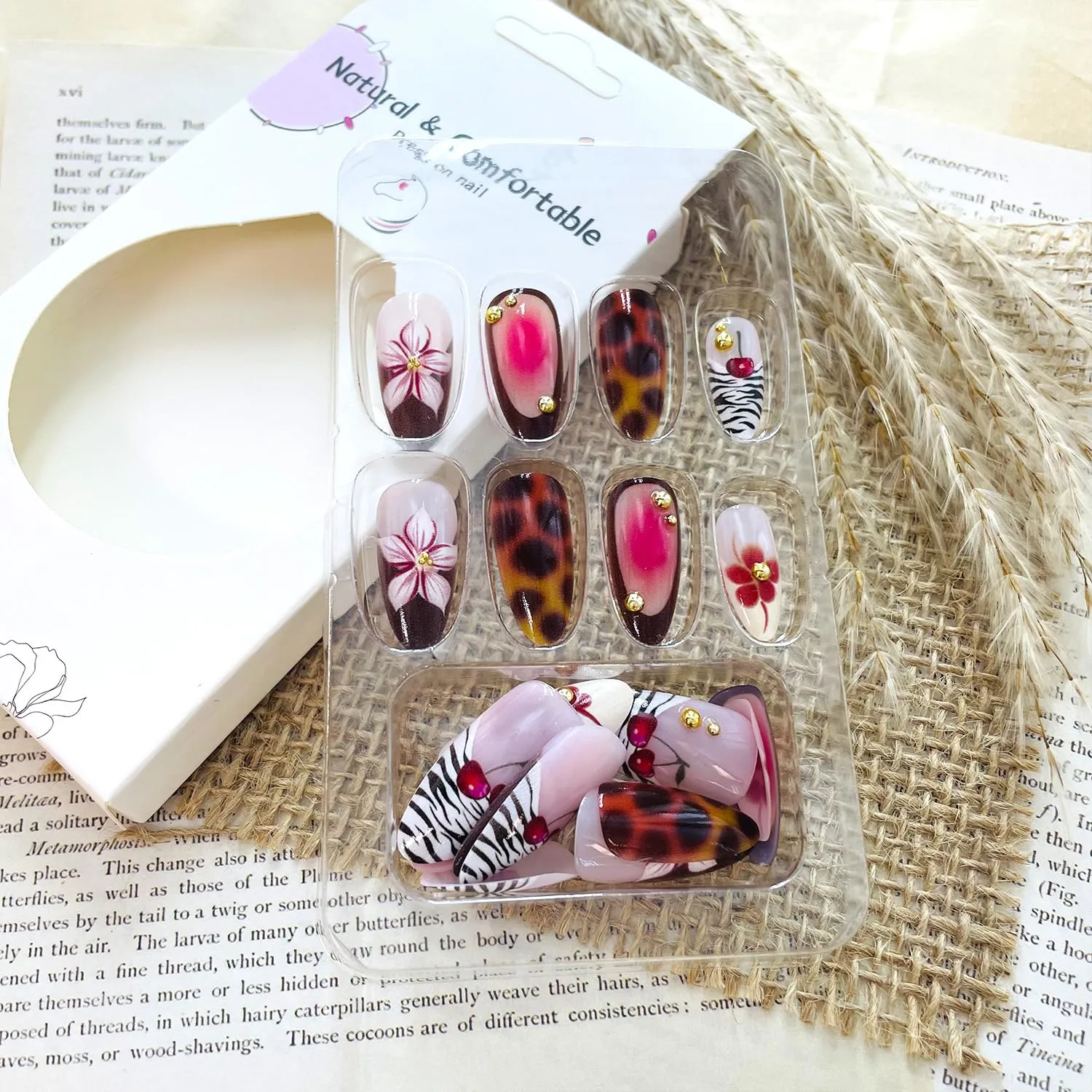 24Pcs Leopard French Tip Press on Nails Glossy Full Cover Glue on Nails with Rhinestone Flowers Artificial False Nail Medium Almond Acrylic Fake Nail Reusable for Women