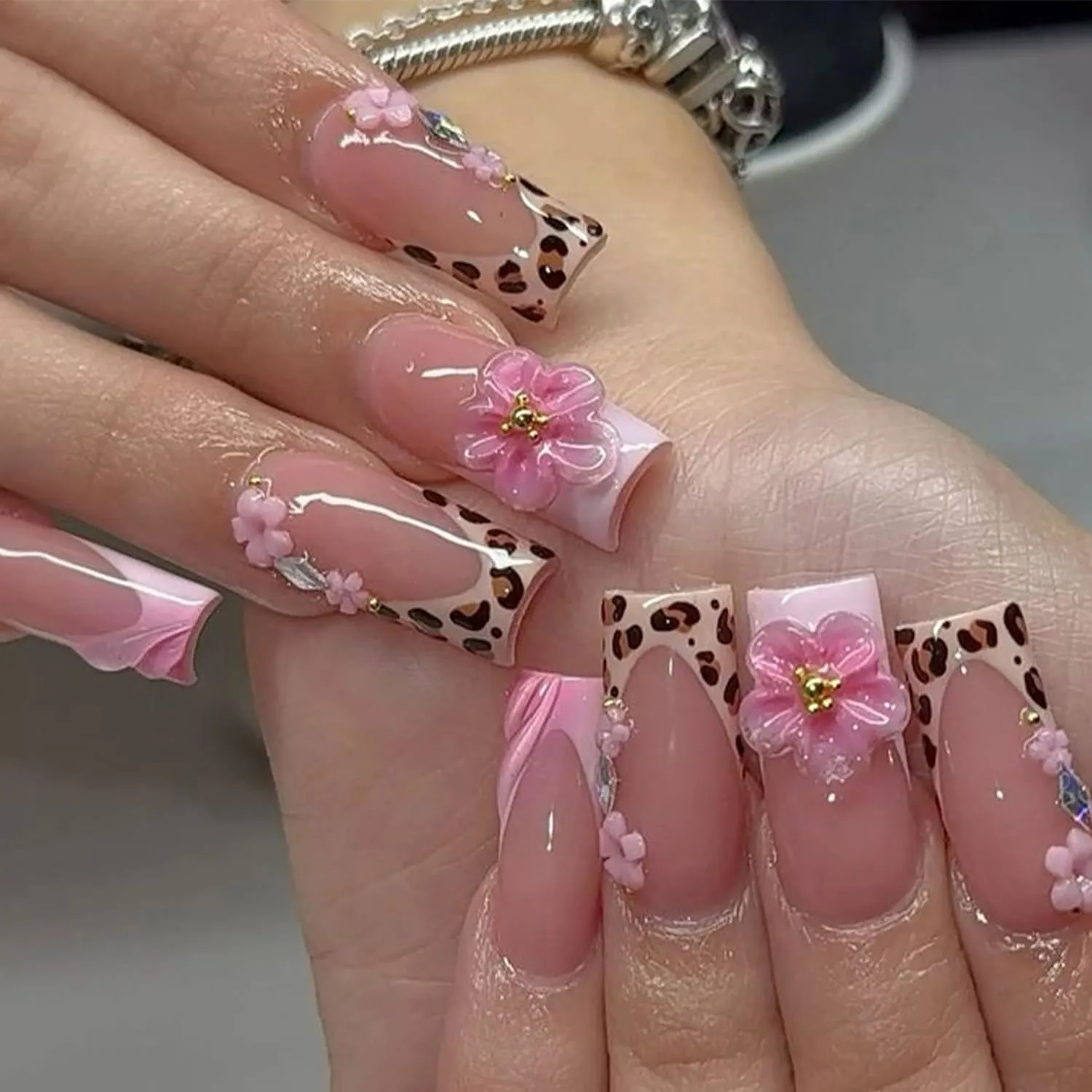 24Pcs Leopard French Tip Press on Nails Medium Long Square Fake Nails with 3D Flower Rhinestones Glitter Designs Full Cover Spring Stick on Nails Flowers False Nails for Women Acrylic Manicure DIY