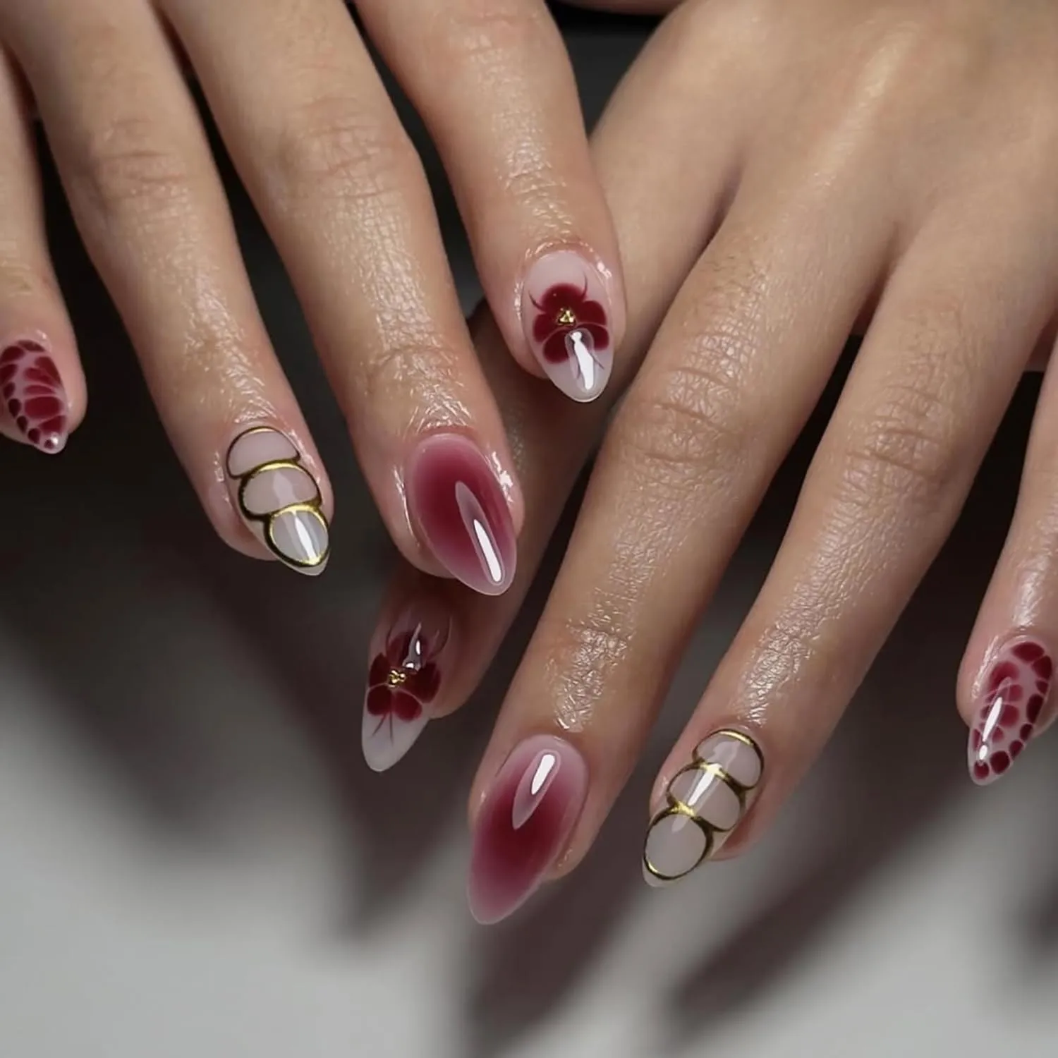 Flower Press On Nails Almond Shaped Fake Nails Spring Gold Line Nail Press Ons With Red Floral Design Stick On Nails Full Cover Acrylic Glue On Nail Summer False Nail For Women Girls