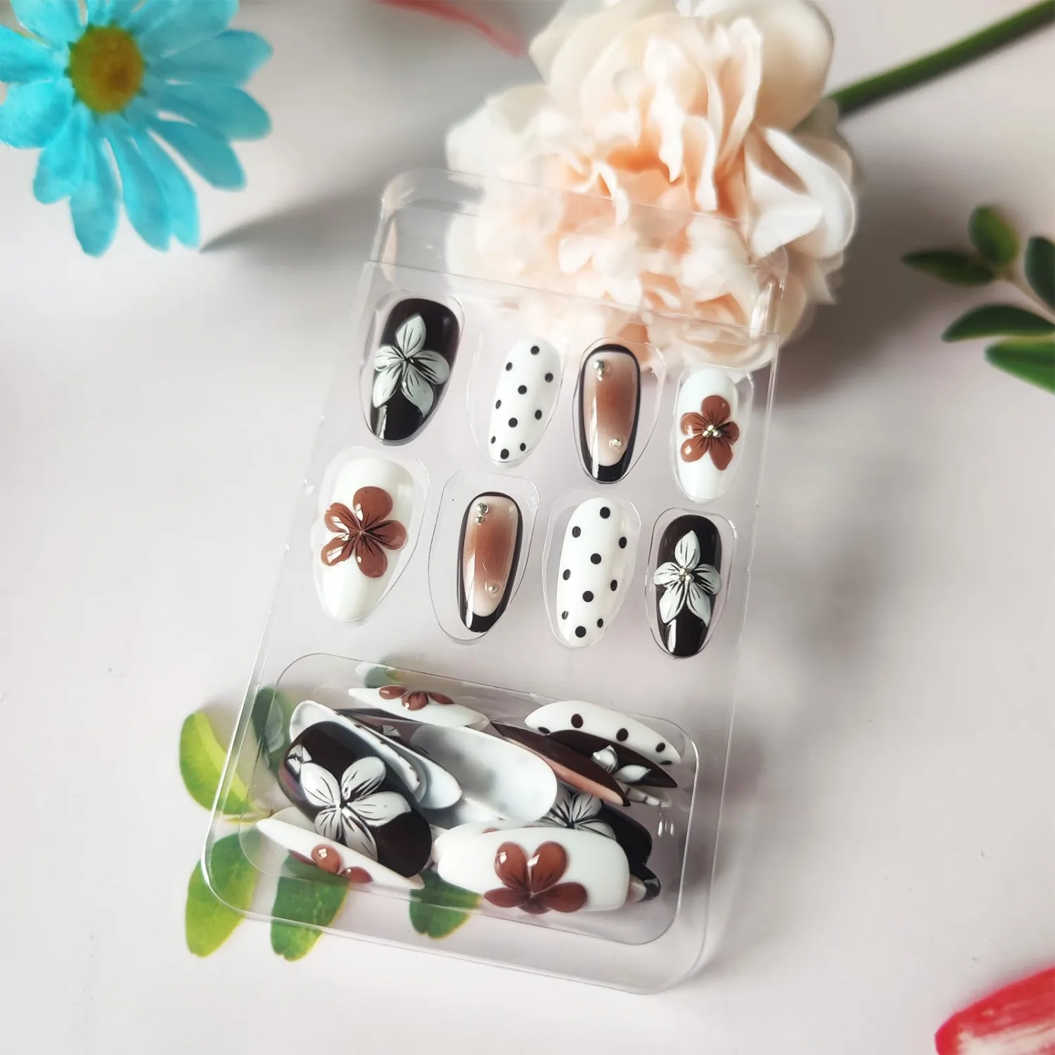 30 Pcs HZJXRT Press on Nails 3D Flower Medium Almond False Nails Glossy Brown Gradient Stick on Fingernail Polka Dots Acrylic Fake Nail Tortoise Pattern Gel Glue on Nail for Coquette Women Gift