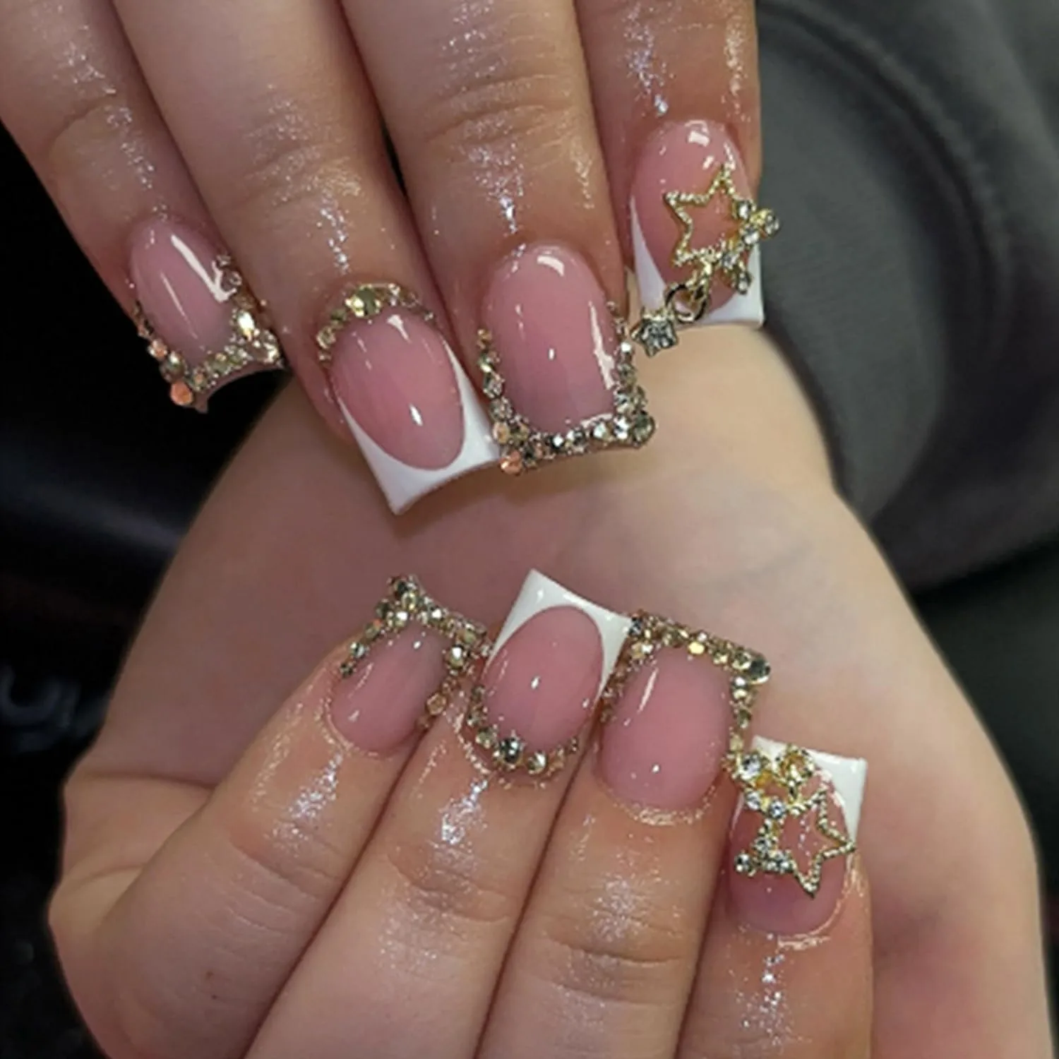 24Pcs Short Square Press on Nails French Tip Fake Nails 3D Diamond Sparkly Gold Stars Rhinestones Acrylic Nails Designs Full Cover Glossy Glue on Nails for Women Reusable Nail Kits