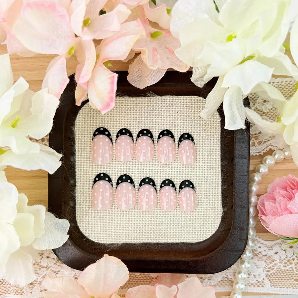 24Pcs Black French Tip Press on Nails Short Oval White Polka Dots Design Fake Nails Cute Acrylic Stick on Nails Full Cover False Nail for Women Daily Manicure Accessories