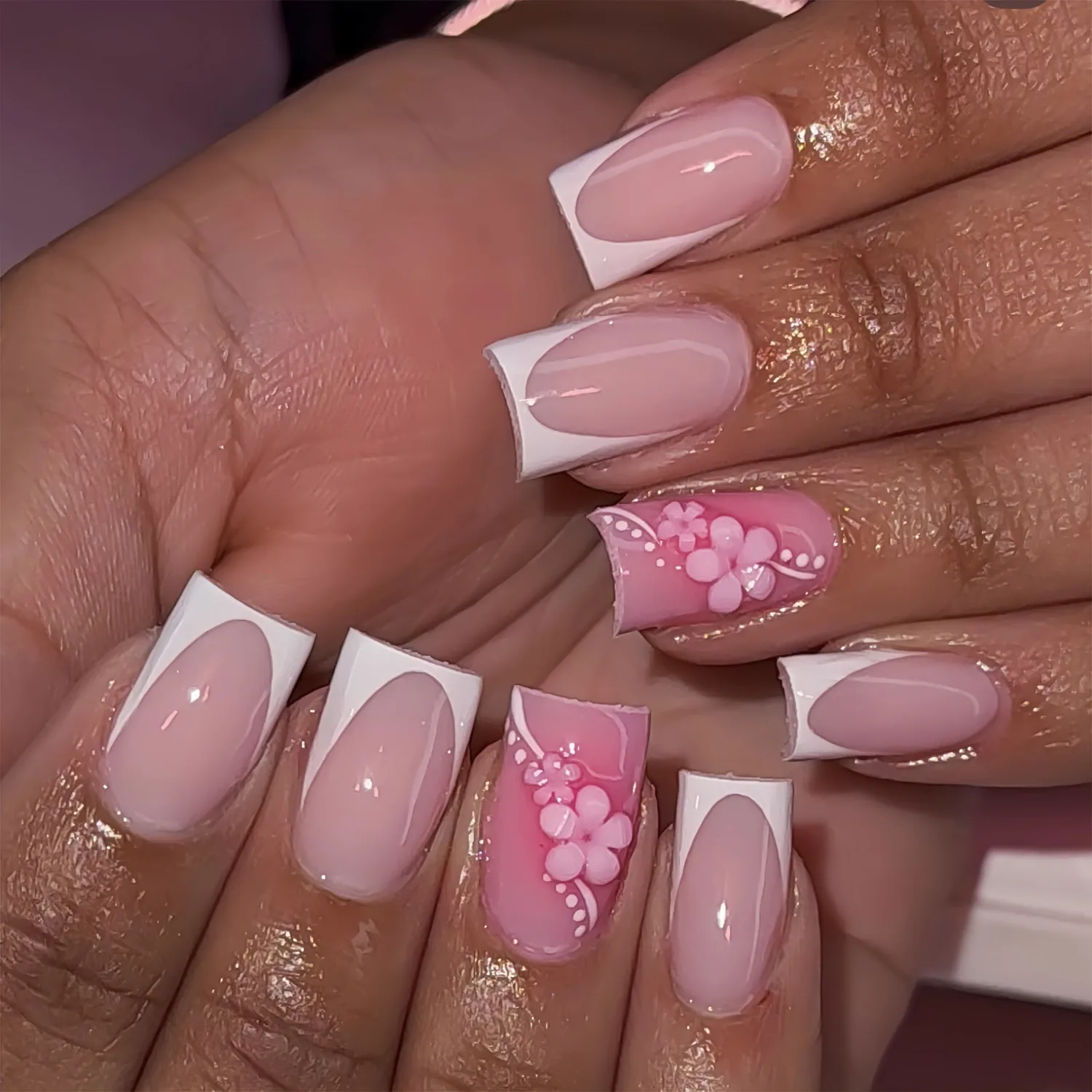 24Pcs 3D French Tip Press on Nails Medium Square Flower Fake Nails with Rhinestones Design Pink False Nails Pink Flower False Nails Stick on Nails Full Cover Artificial Nails for Women DIY Manicure