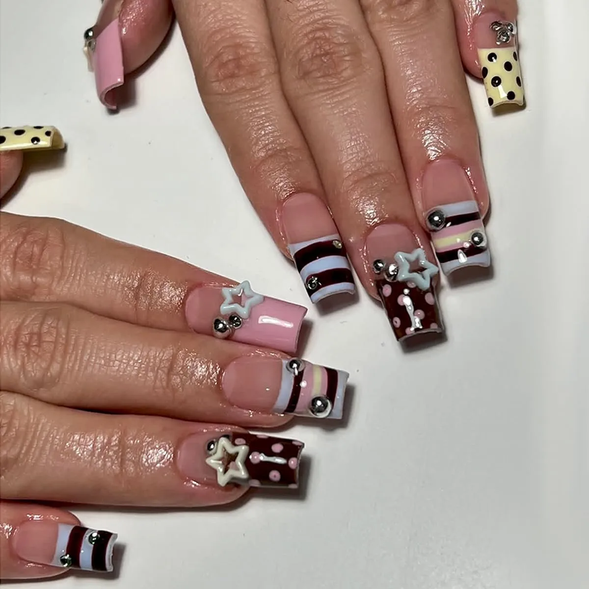 Press on Nails French Tip, Handmade Acrylic Press on French Tip Nails with Flower Designs，Long Square Nail Press Ons for Women 24pcs