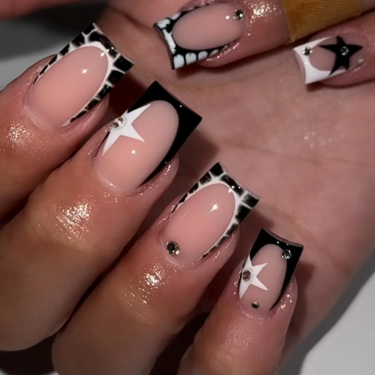 Press on Nails French Tip, Handmade Acrylic Press on French Tip Nails with Flower Designs,Long Square Nail Press Ons for Women 24pcs