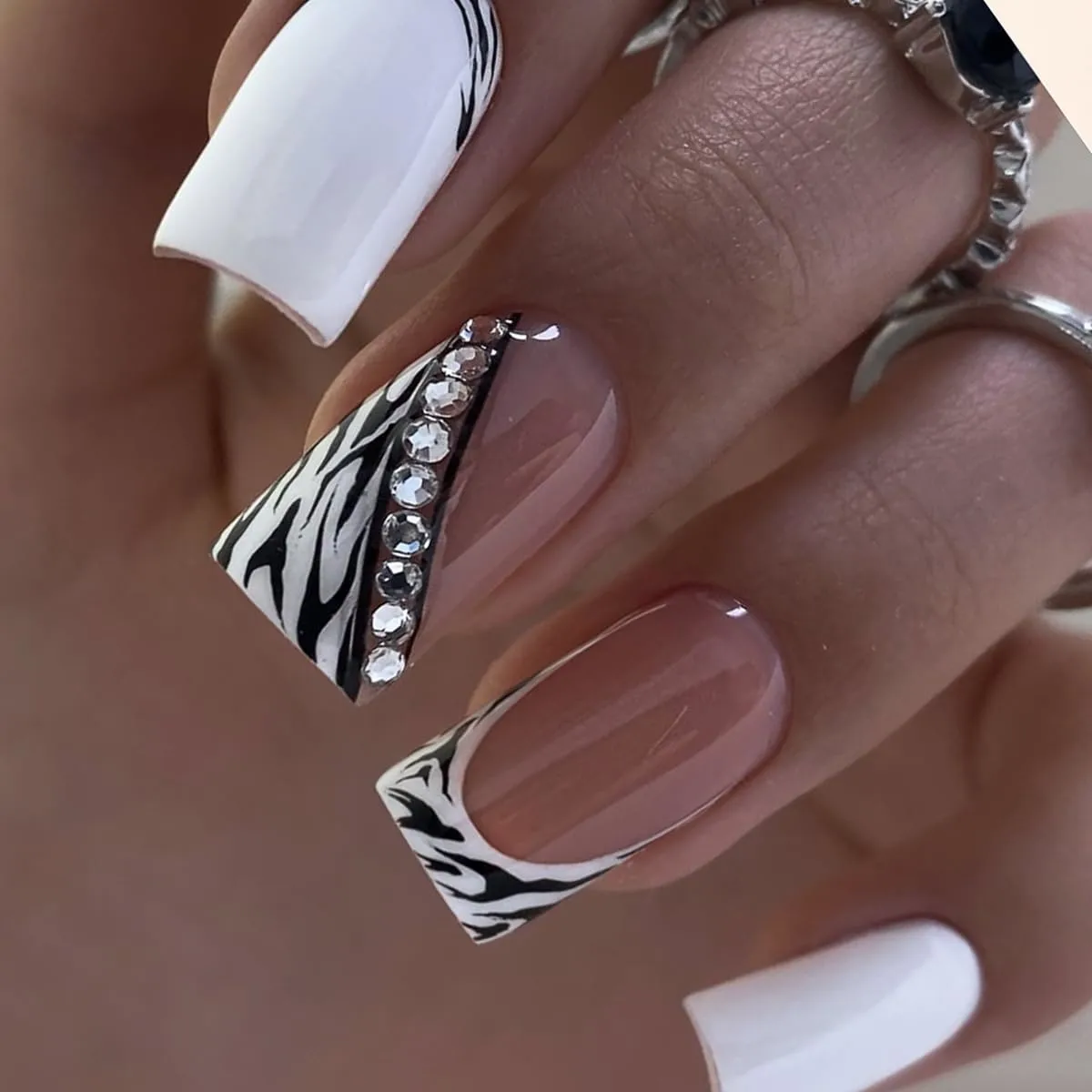 Square Press on False Nails Medium Zebra StripePress on False Nails with Rhinestones Stick on Nail Tips for Women 24pcs