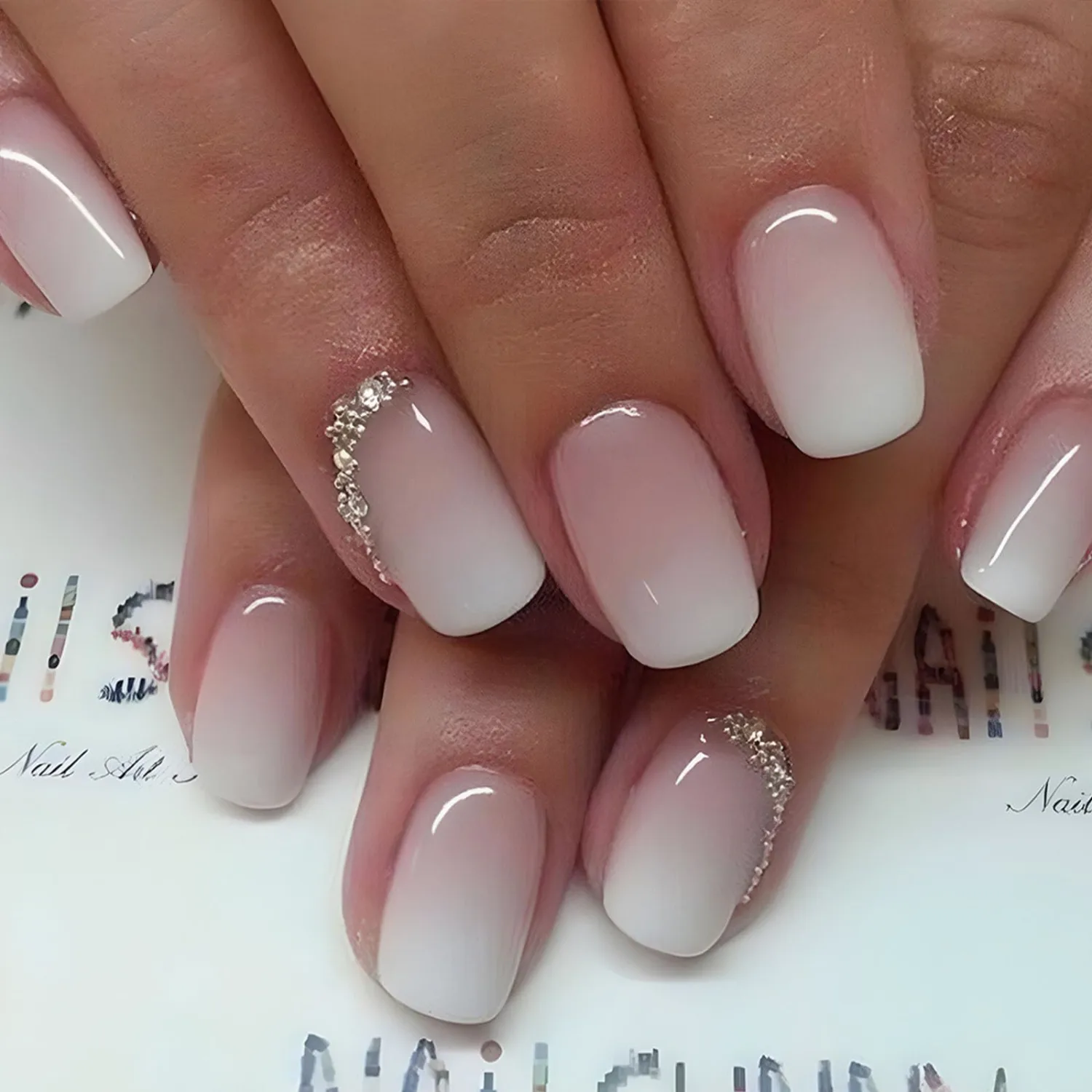 Pink White Gradient Press on Nails Short Square Fake Nails wiht Rhinestones Designs Full Cover Glue on Nails Press ons Artificial Acrylic False Nails for Women 24 Pcs