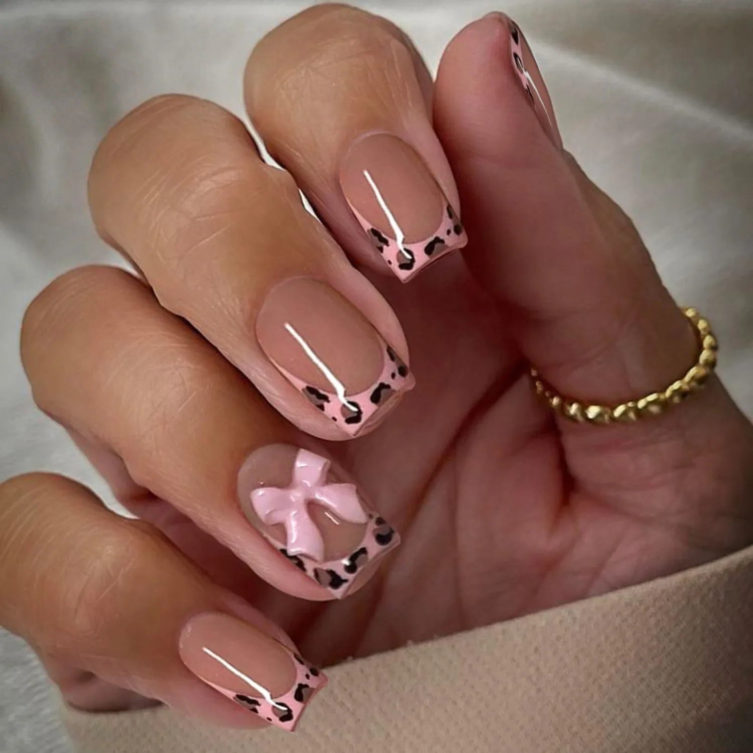Leopard French Tip Press on Nails Short Square Acrylic Nails Press ons Cute Nude Glue on Fake Nail with 3D Pink Bow Designs Reusable Artificial Stick on False Nail for Women and Girls